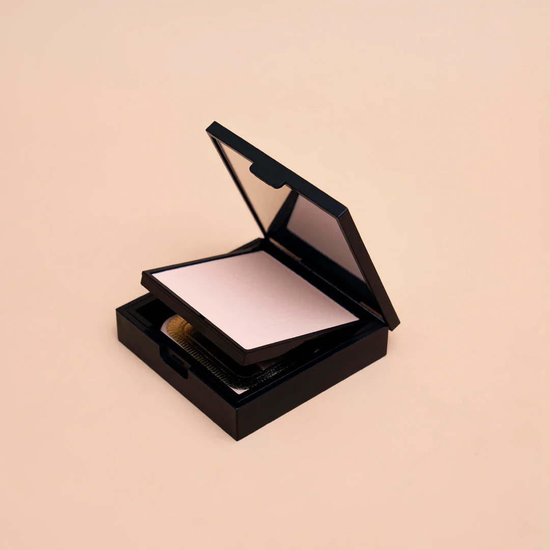 Amrij Cosmetics Ultimate Pro Wet And Dry Compact Powder - Image 13