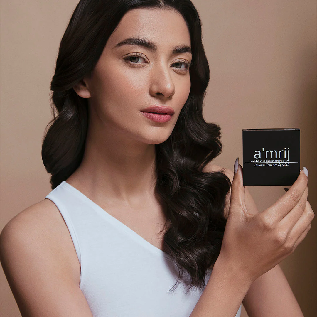 Amrij Cosmetics Ultimate Pro Wet And Dry Compact Powder - Image 2