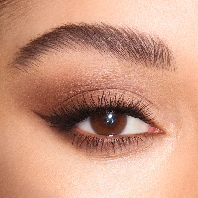 Charlotte Tilbury Luxury Palette
Pillow talk - Image 4