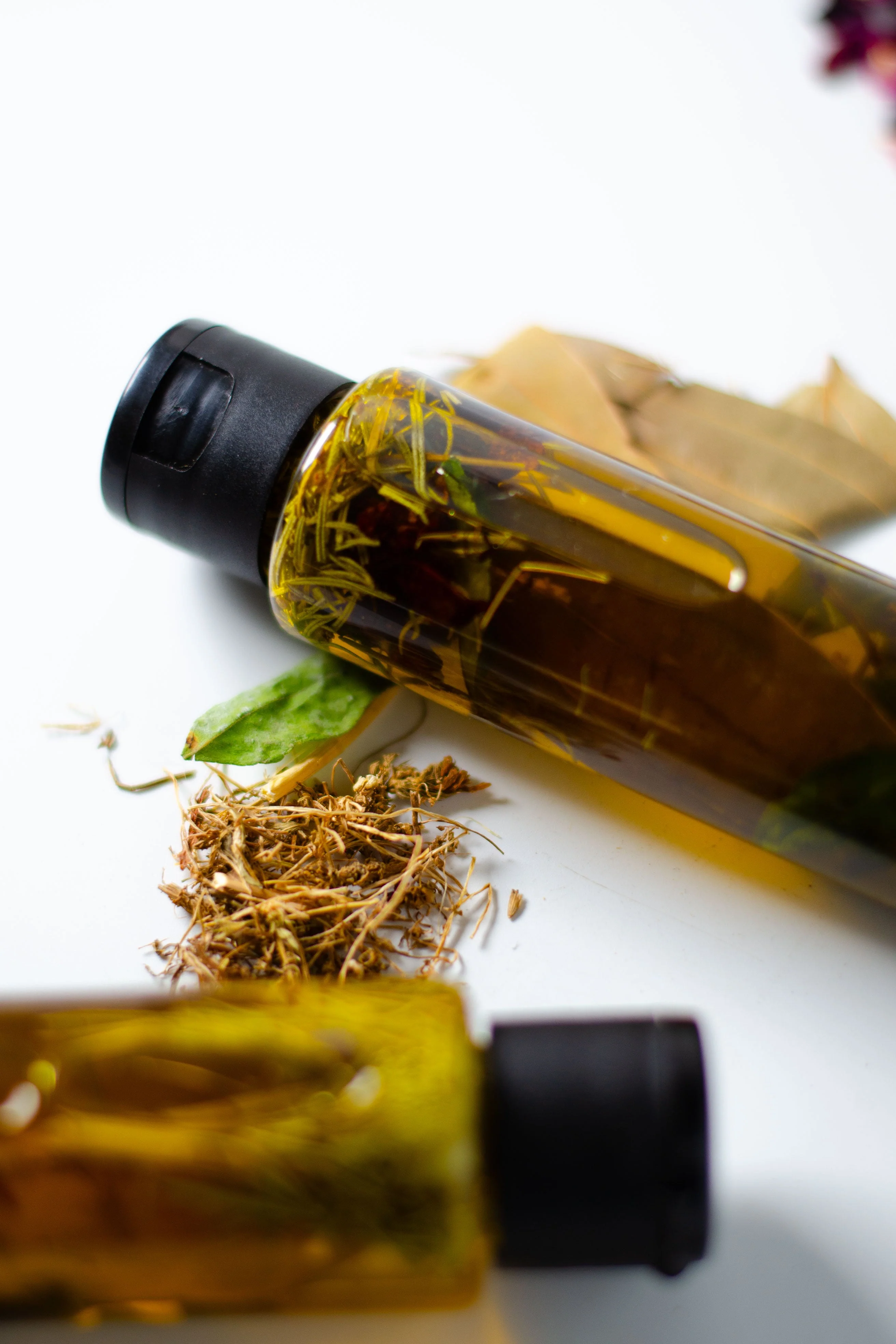 Yardlie Organic Hair Growth Oil | Anti-dandruff | Regno | 100ml | - Image 4
