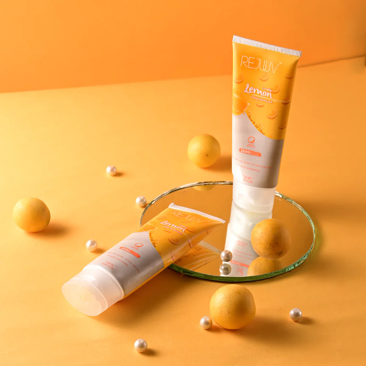 Rejuuv Lovely Lemon Daily Clear Face Wash 100ml - Image 3