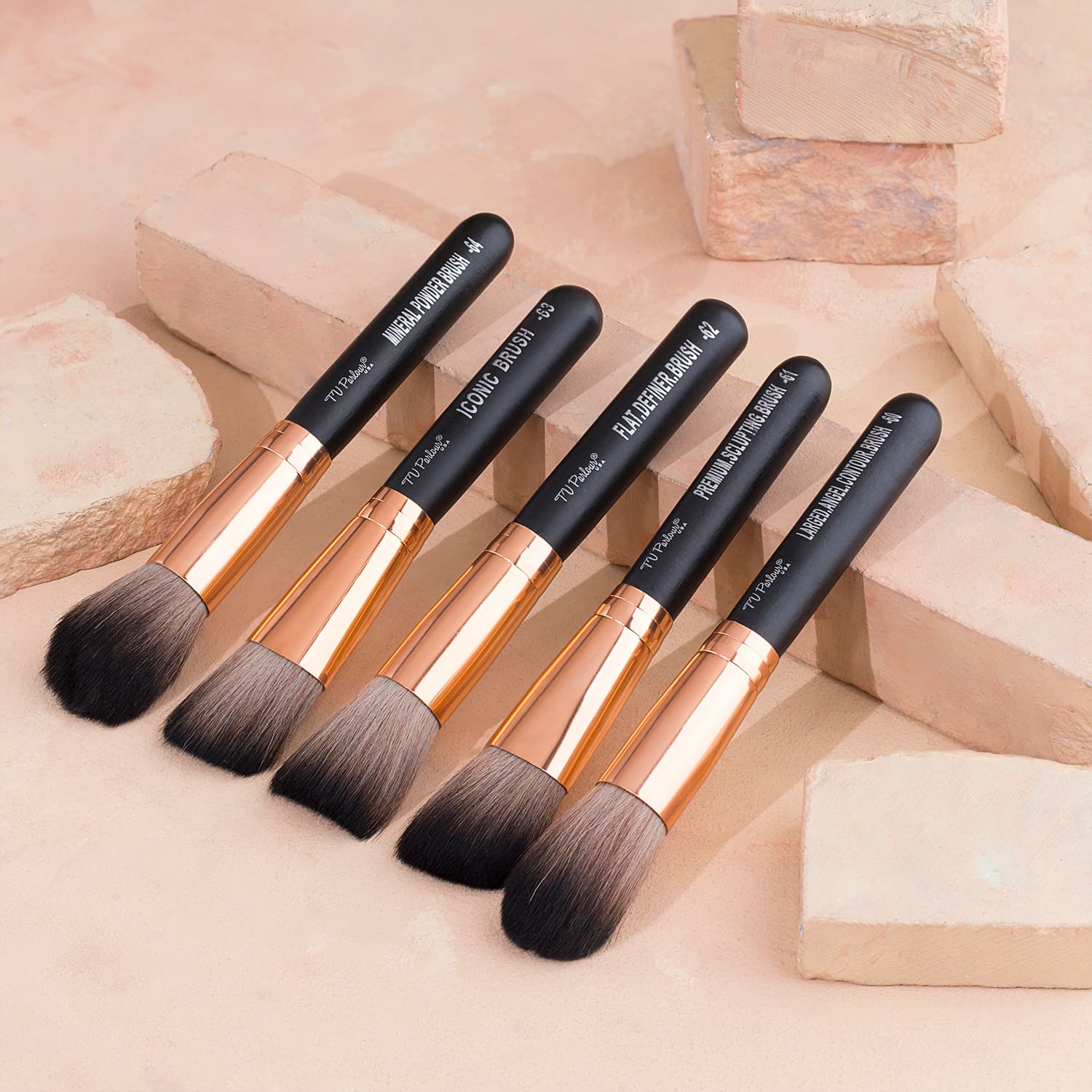 Tv Parlour Single Brushes